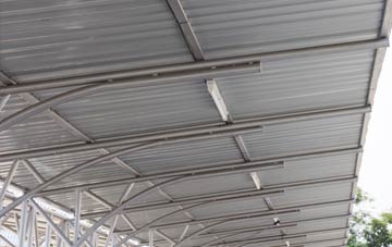 installing Fauld metal roofing